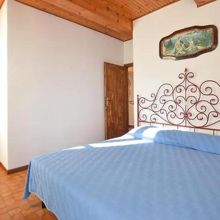 Pet Friendly In Farnocchia With Wifi *