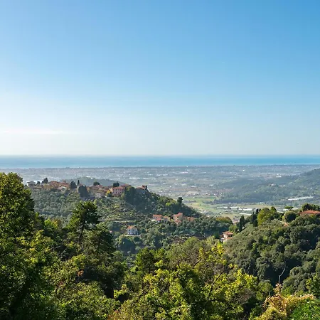 Pet Friendly In Farnocchia With Wifi
